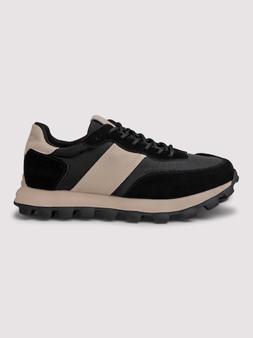 Pantofi de la Ombre pe negru