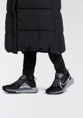 ICEPEAK Winter Coat in Black