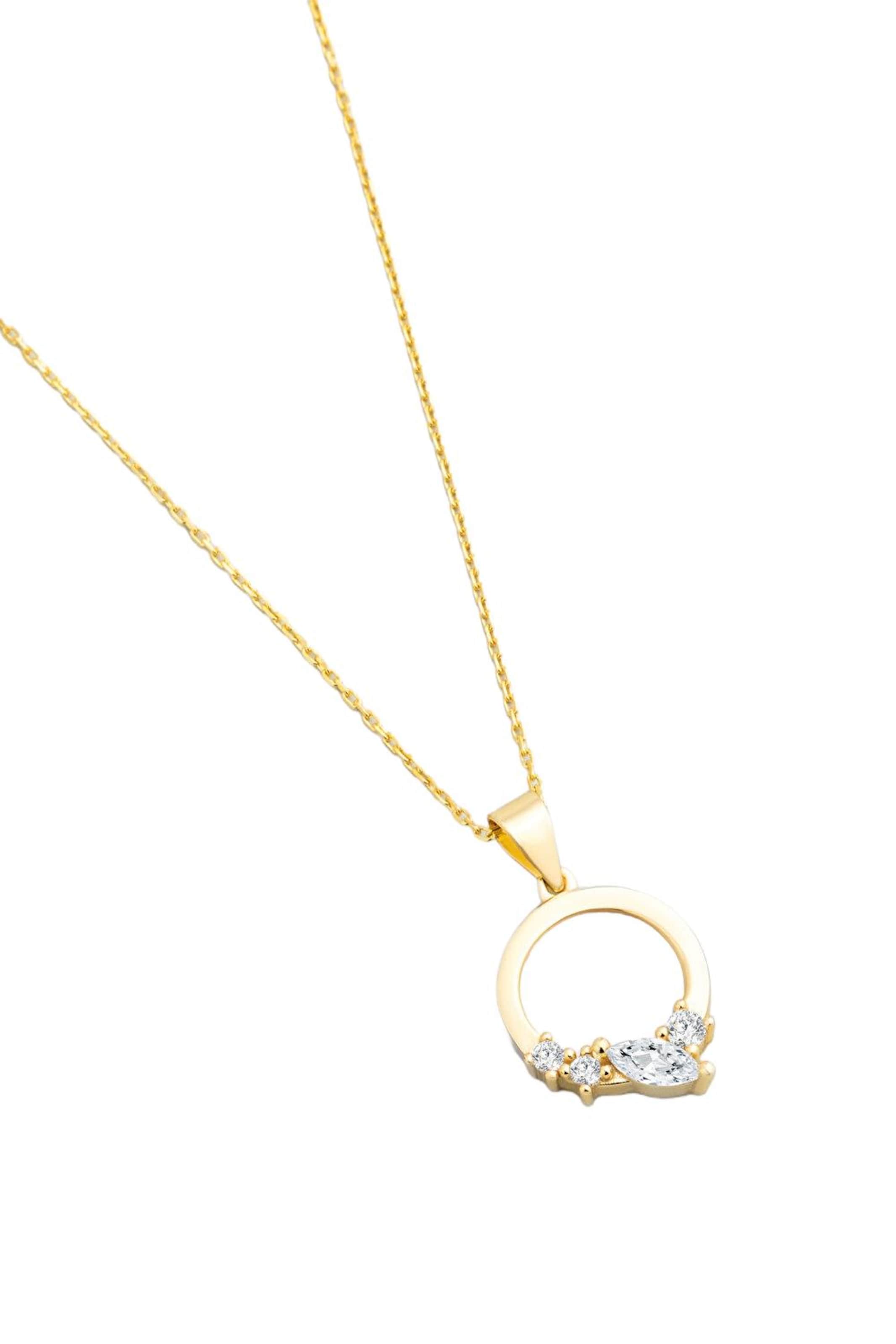 So Chic Necklace in Gold