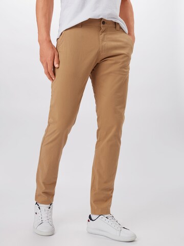 Tommy Jeans Slim fit Chino trousers 'Scanton' in Beige: front