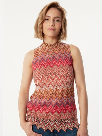 Ana Alcazar Top 'Zecara ' in Red: front