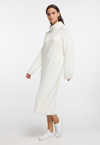 Robes en maille RISA en blanc