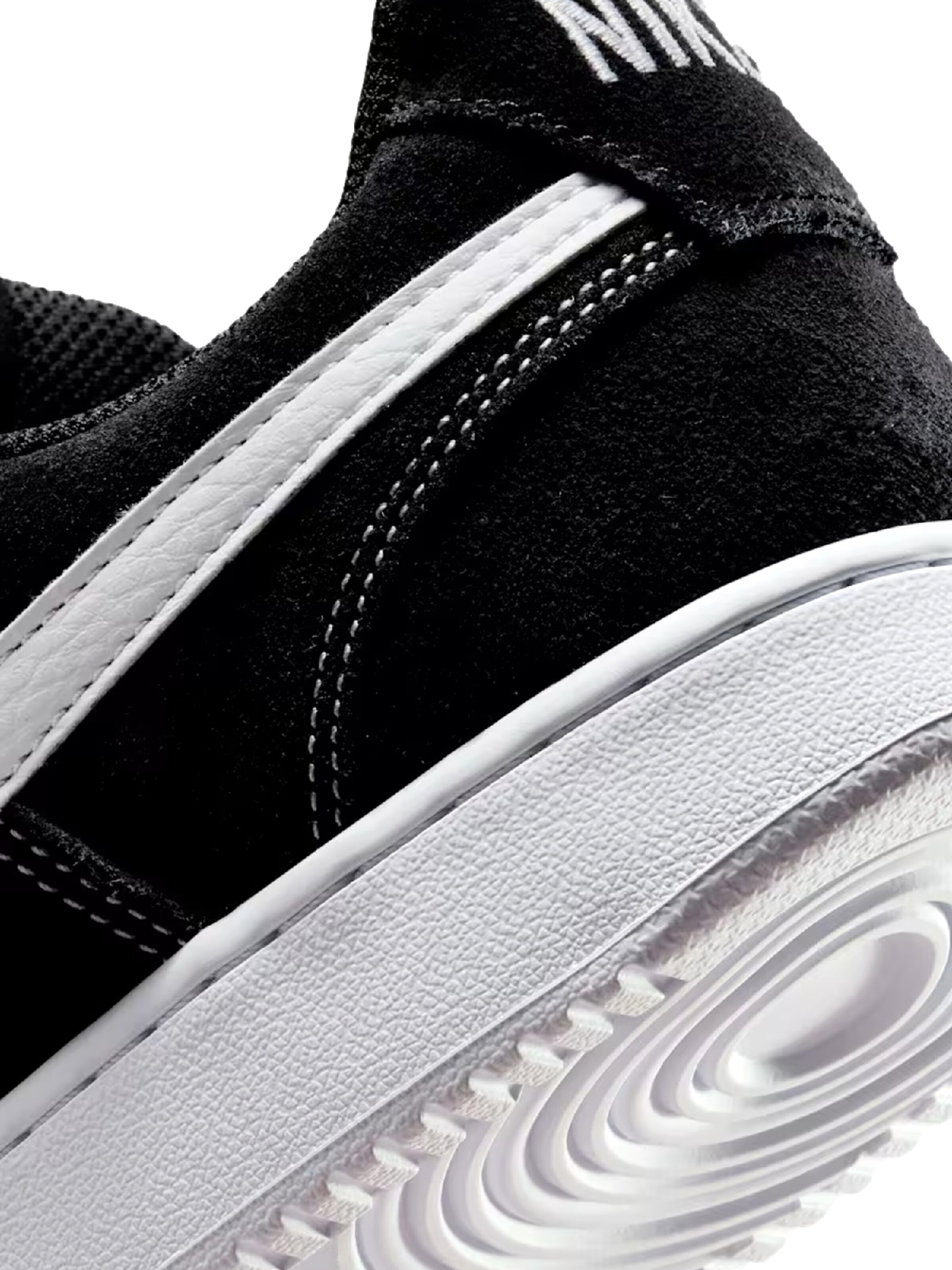 NIKE Nízke tenisky 'COURT VISION' - Čierna