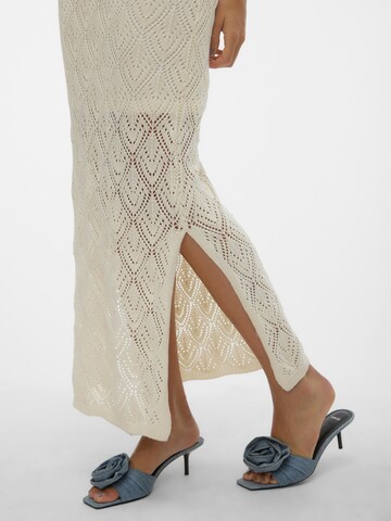 VERO MODA Strickkleid 'Riviera' in Beige