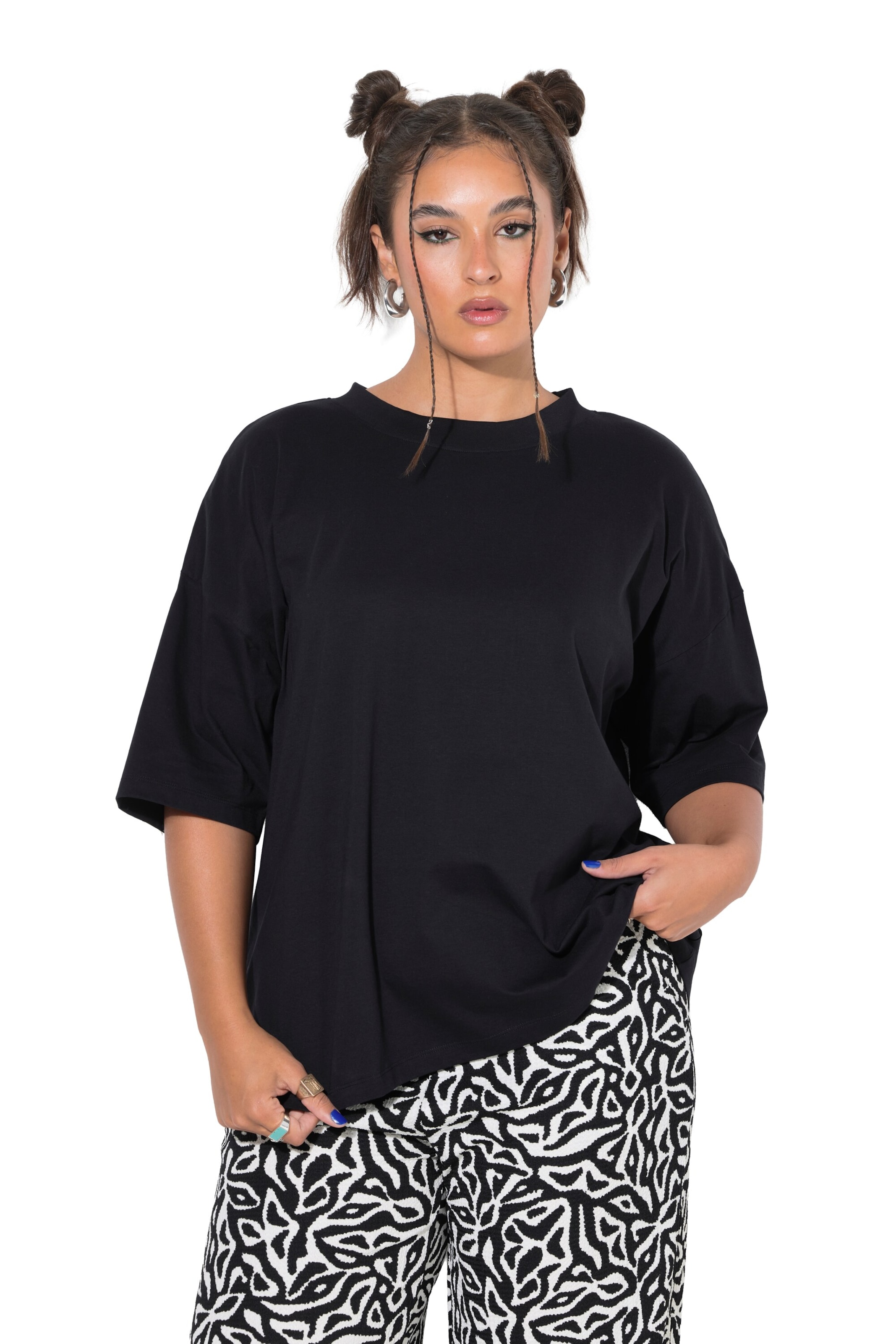 Studio Untold Shirt in Zwart: voorkant