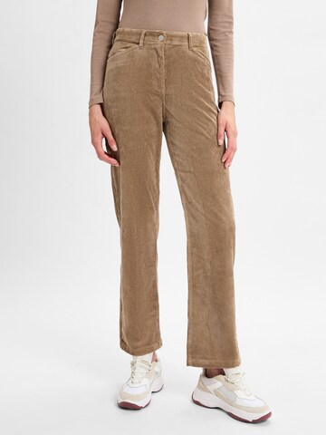 Marie Lund Broek in Bruin: voorkant