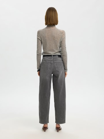SELECTED Barrel Jeans 'SLWBARREL BEA-KORI' in Grey