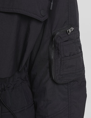 Bershka Parka in Schwarz