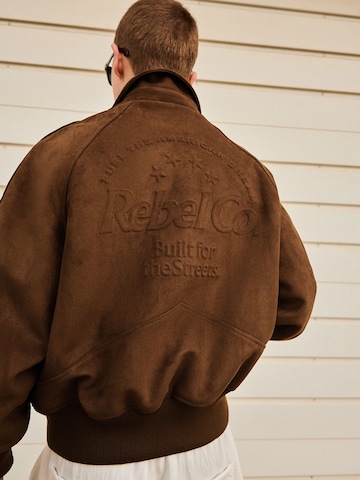 Veste mi-saison Bershka en marron