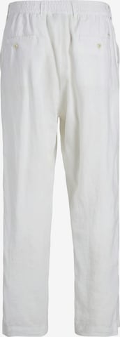 JACK & JONES Широка кройка Панталон Chino 'Karl Lawrence' в бяло