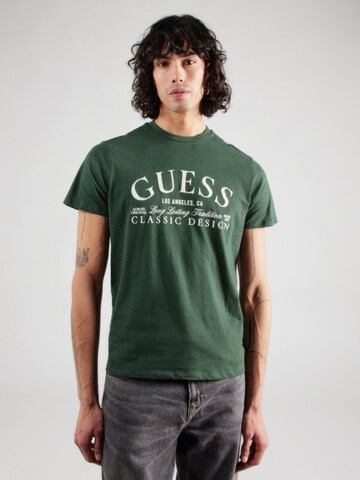GUESS Μπλουζάκι 'CLASSIC' σε πράσινο: μπροστά