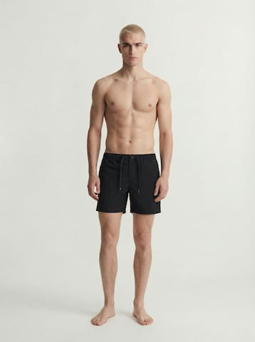 JACK & JONES Badeshorts in Schwarz