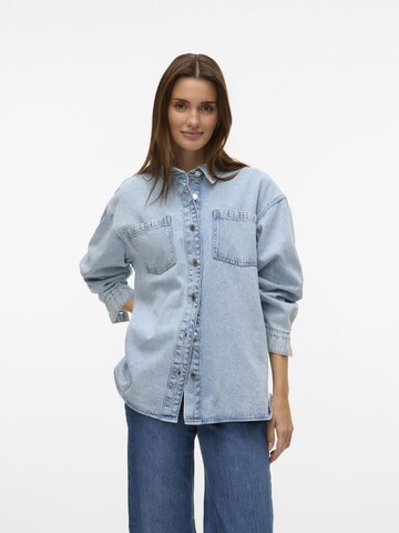 Chemisier 'VMJENNIE' VERO MODA en bleu : devant