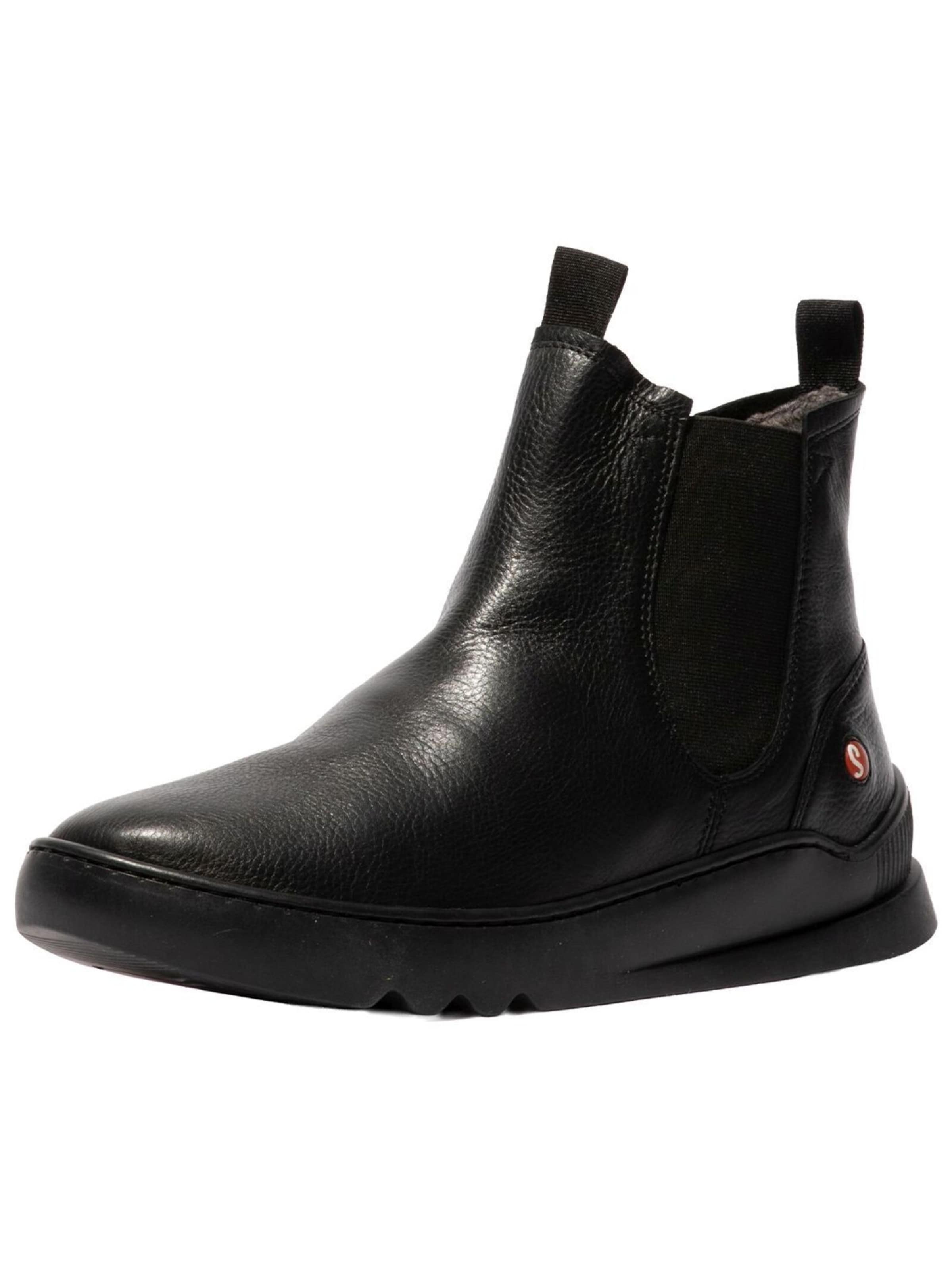 Softinos Bootie in Black: front