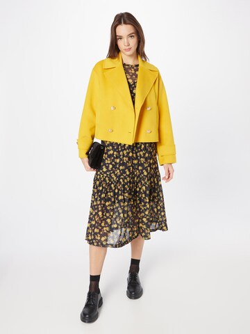 TOMMY HILFIGER Jacke in Gelb