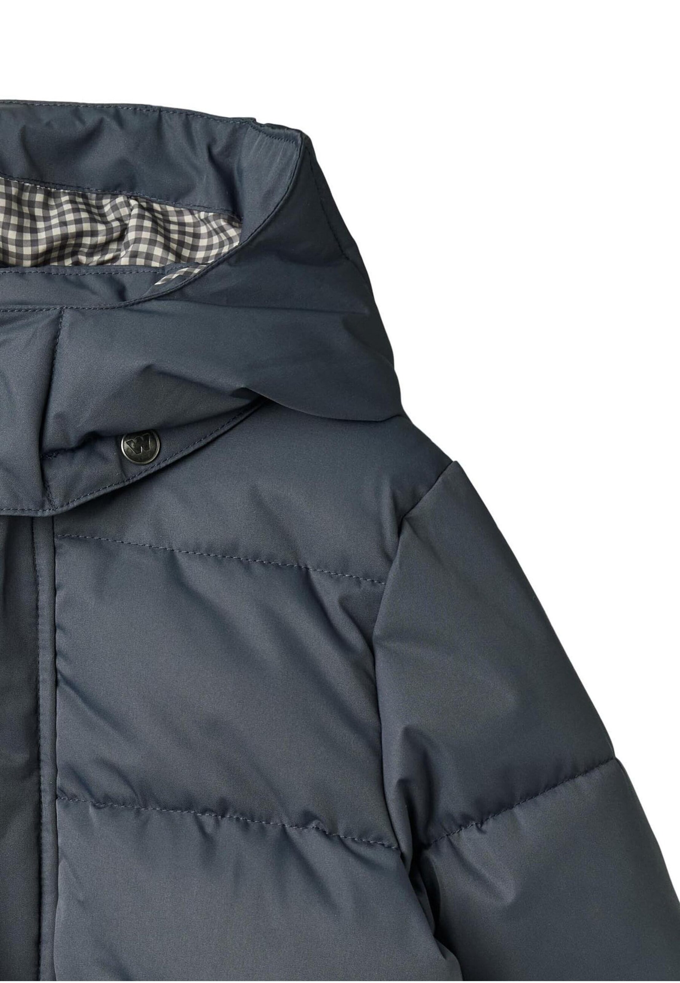 Geacă funcțională 'Gael' de la WHEAT pe albastru