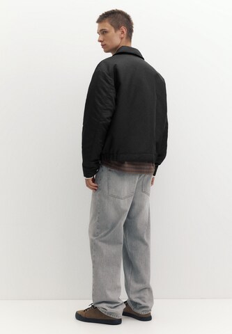 Pull&Bear Jacke in Schwarz