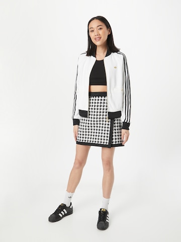 Gonna 'Houndstooth Trefoil Moments ' di ADIDAS ORIGINALS in bianco