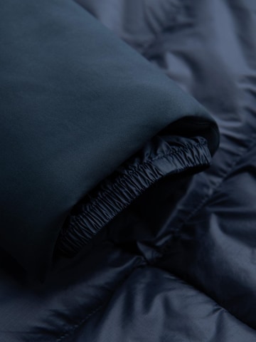 Ombre Winter Jacket 'OM-JALJ-0165' in Blue