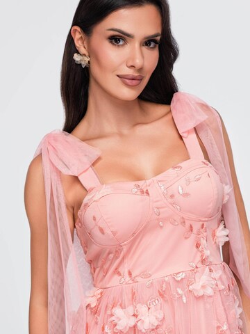Rochie de seară de la Ombre pe roz