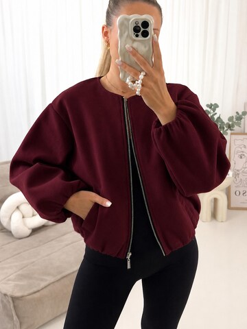 Worldclassca Between-Season Jacket in Red: front
