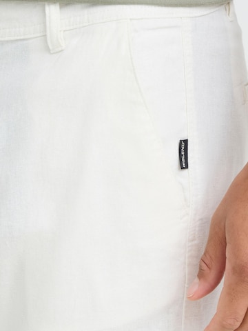 Regular Pantalon chino ' BHLikat ' BLEND en blanc