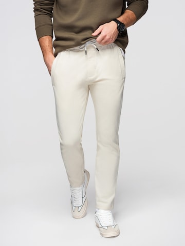 Ombre Slimfit Sporthose‌‌‌ in Beige