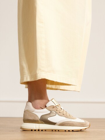 MANFIELD Sneaker in Weiß