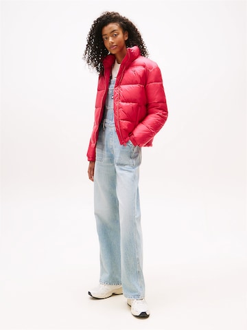 Tommy Jeans Between-season jacket 'ESS' in Red