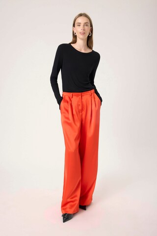 Wide Leg Pantalon 'SLLiva' SOAKED IN LUXURY en rouge