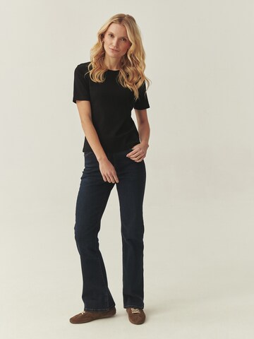 TATUUM Футболка в Черный