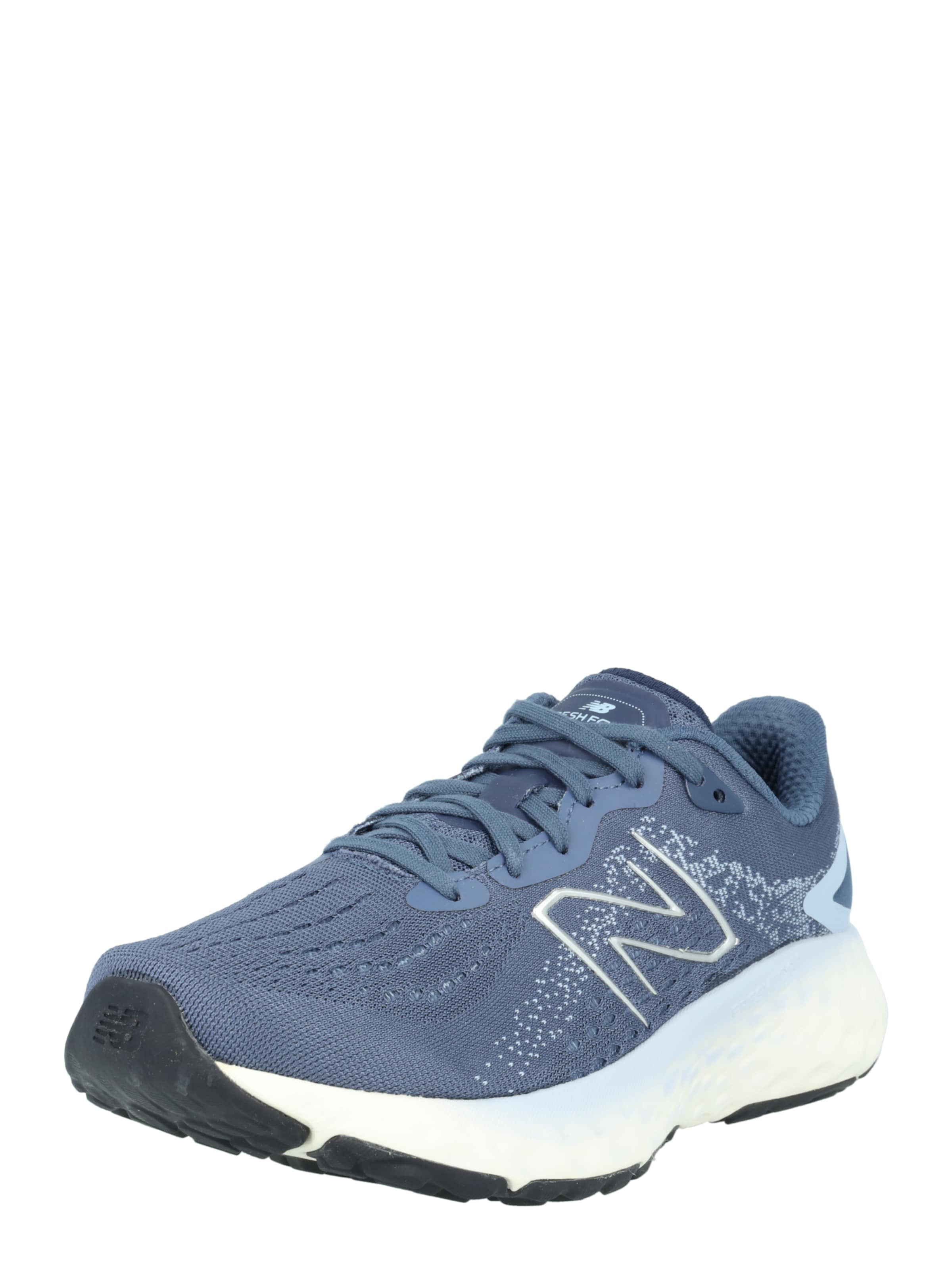 mens new balance wide width sneakers