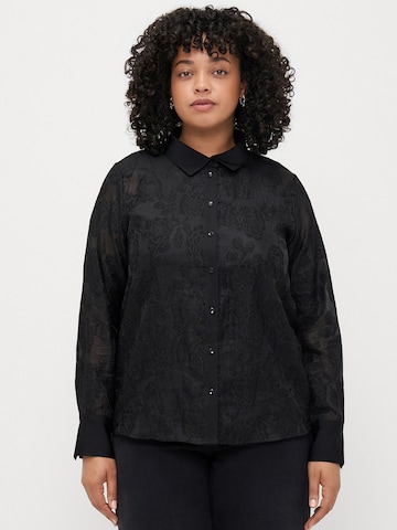 ONLY Carmakoma Blouse 'CARLAVA' in Black: front