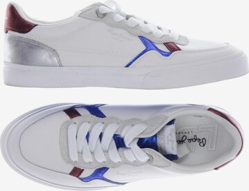 Pepe Jeans Sneakers & Trainers in 40 in White: front