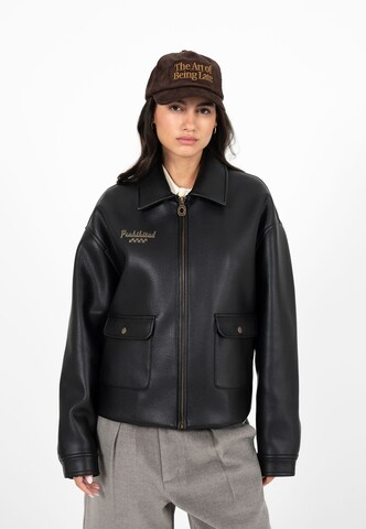 Prohibited Pet 'Late Club' in Bruin