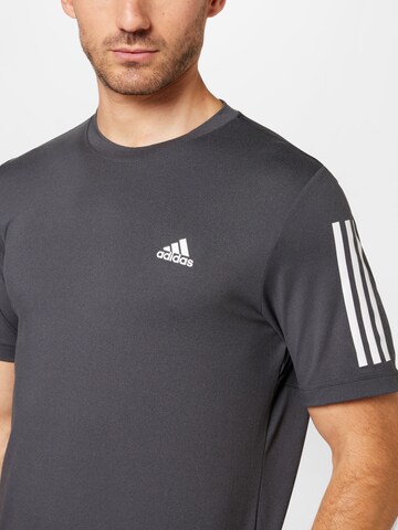 ADIDAS SPORTSWEAR Λειτουργικό μπλουζάκι σε μαύρο