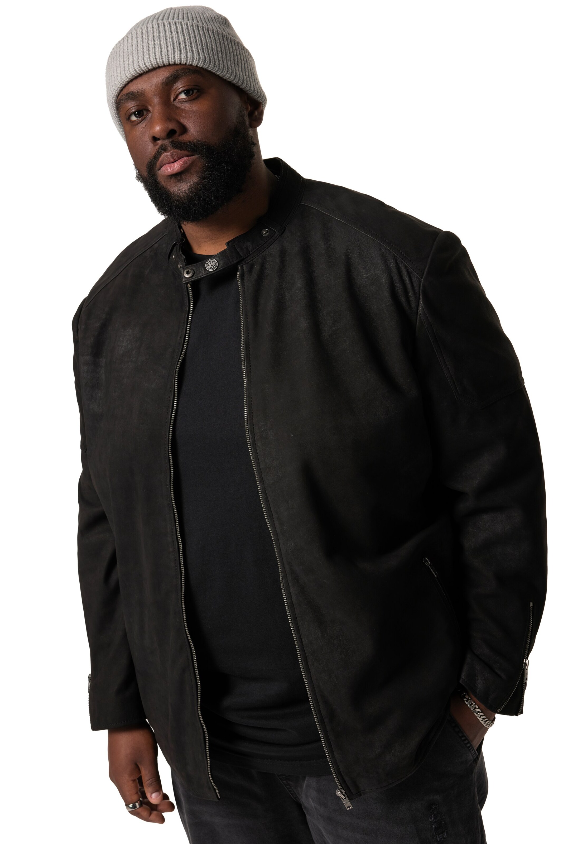 STHUGE Tussenjas in Zwart: voorkant