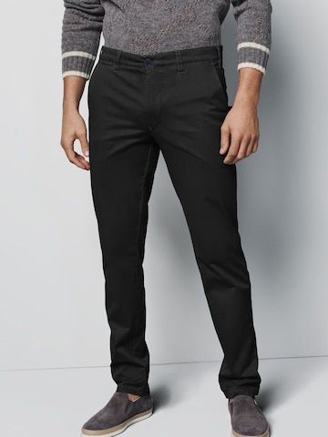 MEYER Regular Chino Pants in Black: front