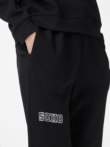 PIECES Zúžený strih Nohavice 'PCRISSO' - Čierna