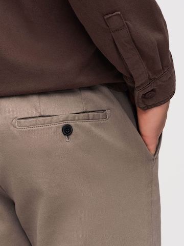 Ombre Regular Chino trousers in Grey