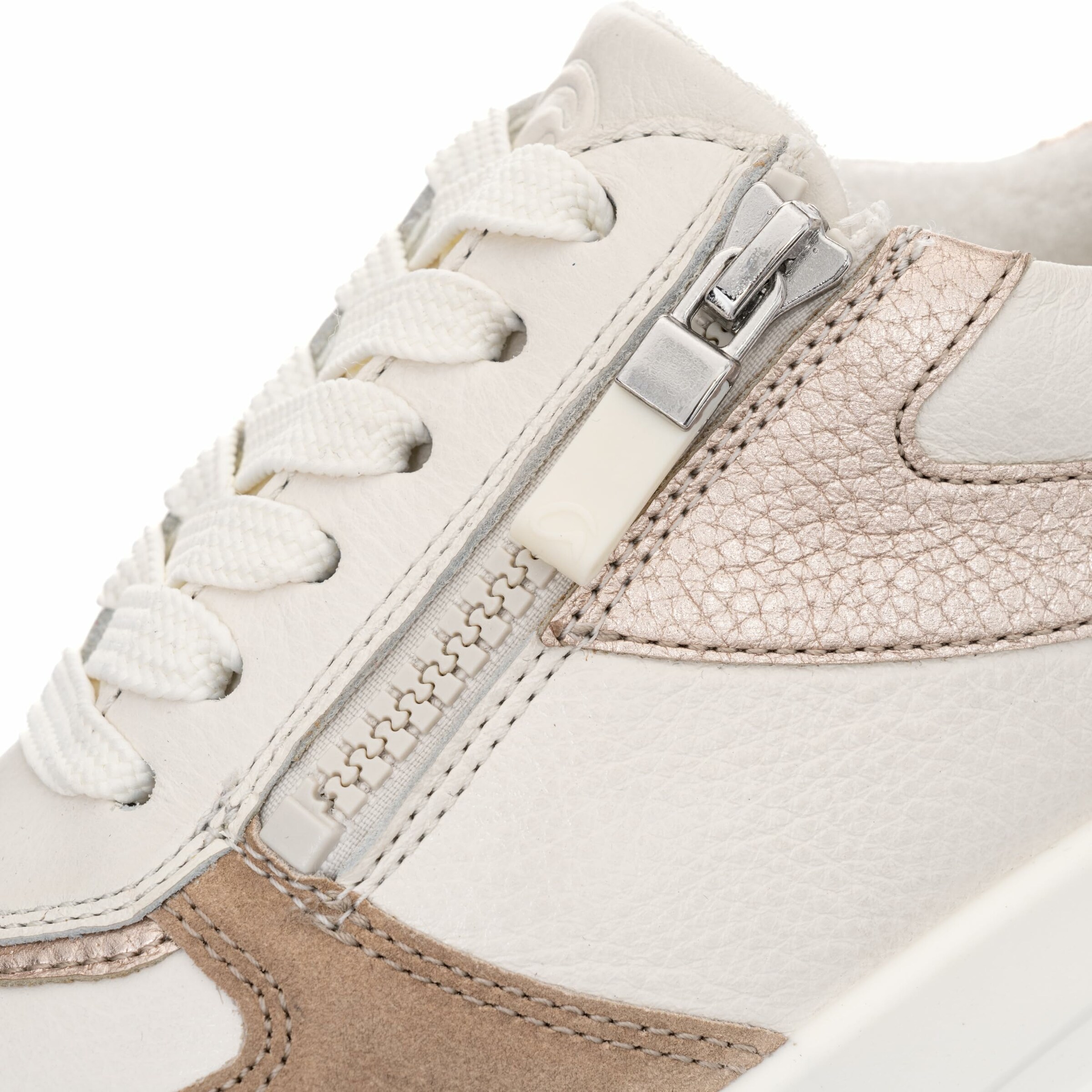 ARA Sneakers in Beige