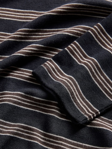 The Set Shirt in Brown