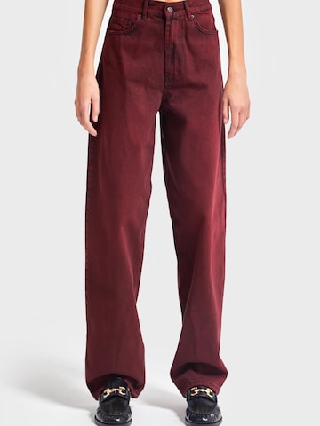 IT'S BASIC Loosefit Jeans 'Skater Mid Rise Jeans' in Rood