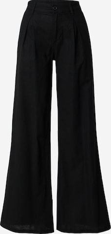 Urban Classics Pleat-front trousers in Black: front