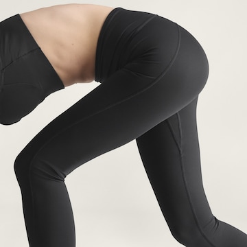 ADIDAS BY STELLA MCCARTNEY Skinny Sportnadrágok 'Yoga 7/8' - fekete