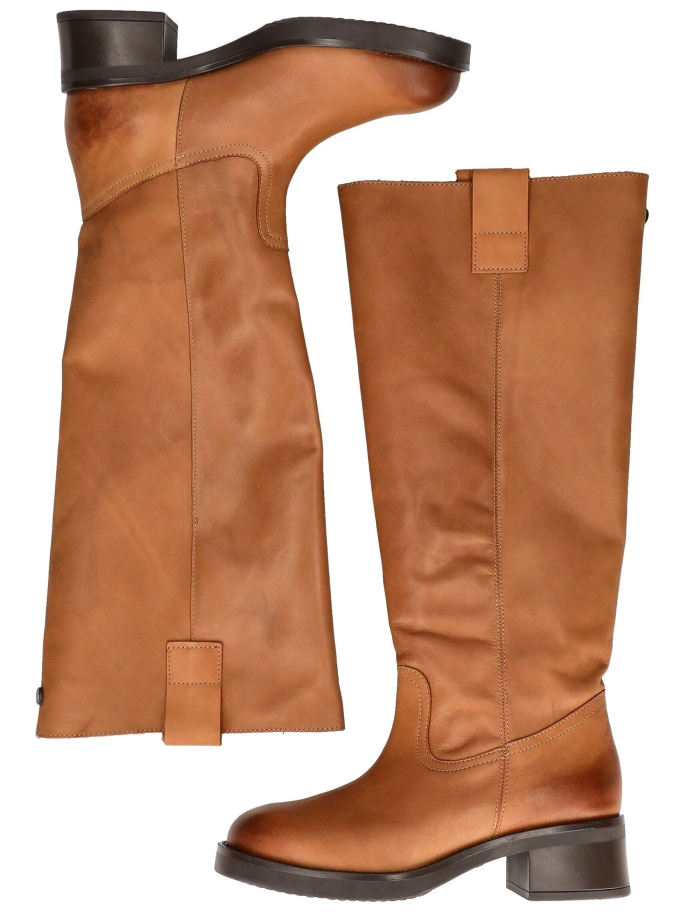 STEVE MADDEN Boots in Brown