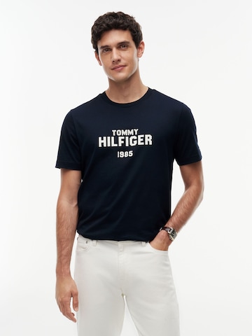TOMMY HILFIGER Футболка 'Brand Love' в Синий: спереди