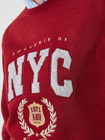 Bianco Lucci Sweatshirt in Rot