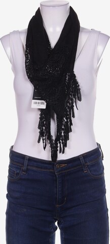 Tredy Scarf & Wrap in One size in Black: front