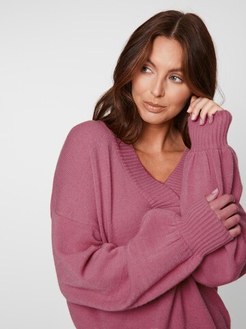 Pullover 'Fleur' di Threadbare in rosa